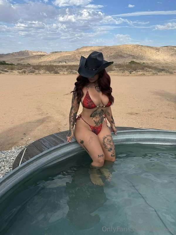 desert girl 