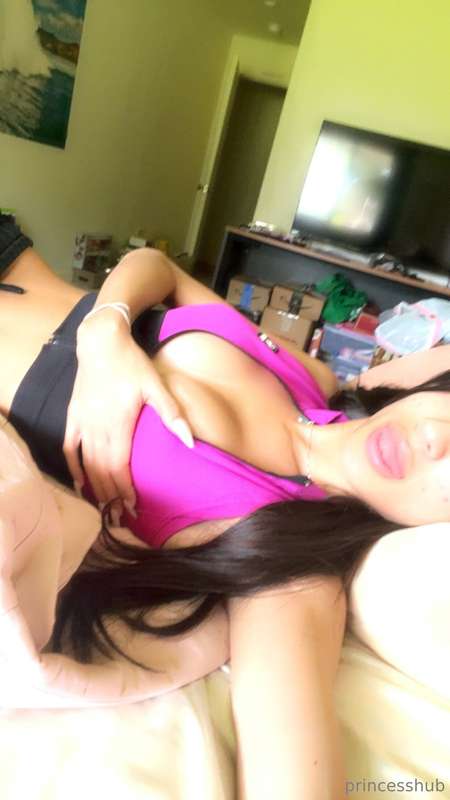 wanna give them a squeeze ?? :3