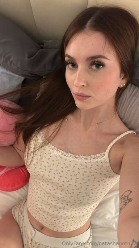 going live. come say hi 🥰🌶️❤️‍🔥❤️🌹