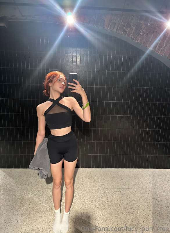 lucy_purr_free
