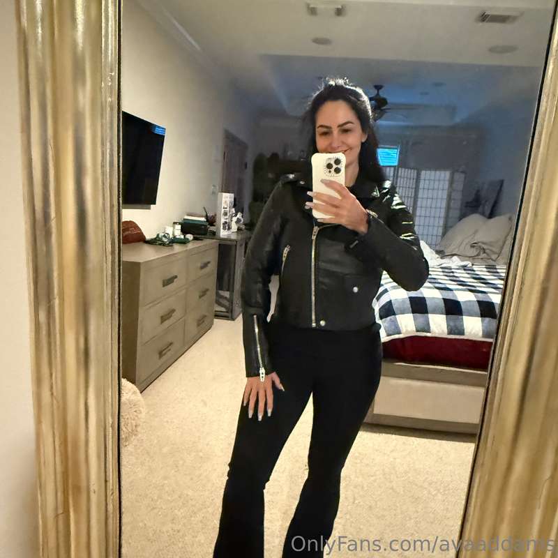Foto 503 de Ava Addams no Tocromo