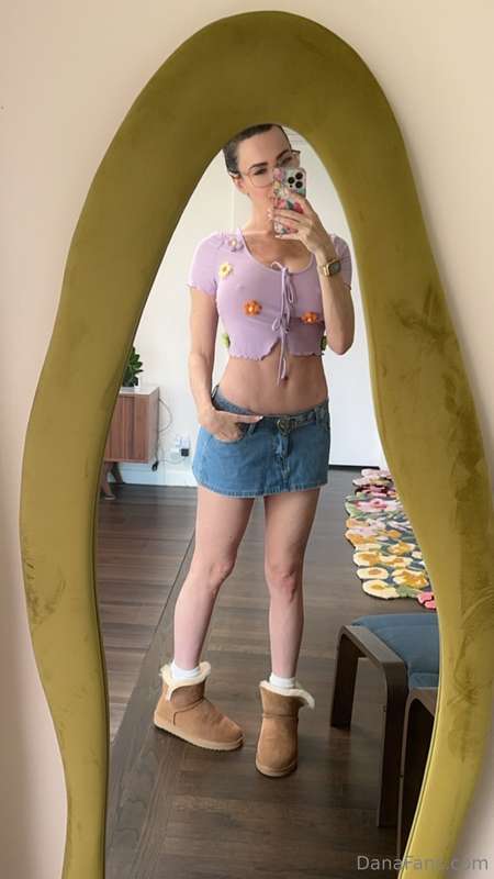 Photo 646 of Dana DeArmond on Tocromo