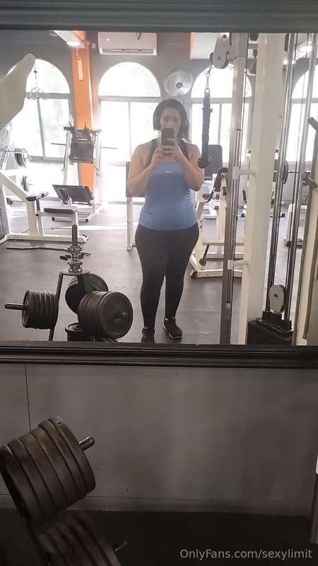 Getting fit for you baby...❤️‍🔥😏💪🏻💪🏻🥵