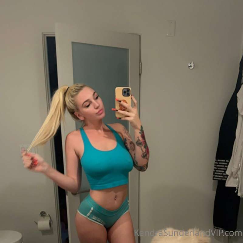 Photo 544 of Kendra Sunderland on Tocromo