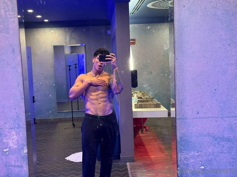 tonyyalejandro