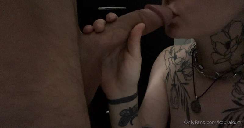 a little tease for you • 2 minutes of me on my knees <3 