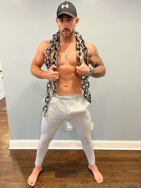 Huge chains right? 😏
