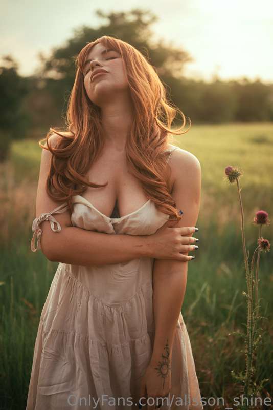 What do you like the most about me? I'm reading the comments..