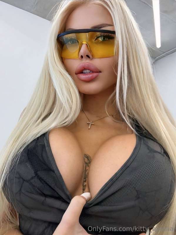 kitty_amelia