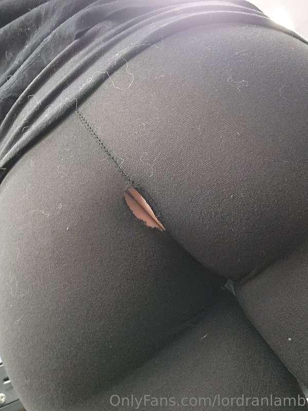 I ripped my pants at work today :(
