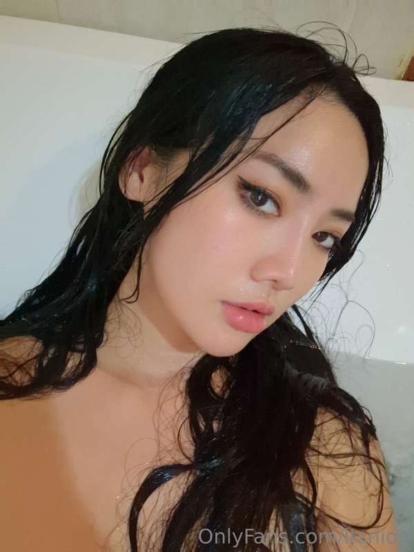 Bubble baths or showers ? x
