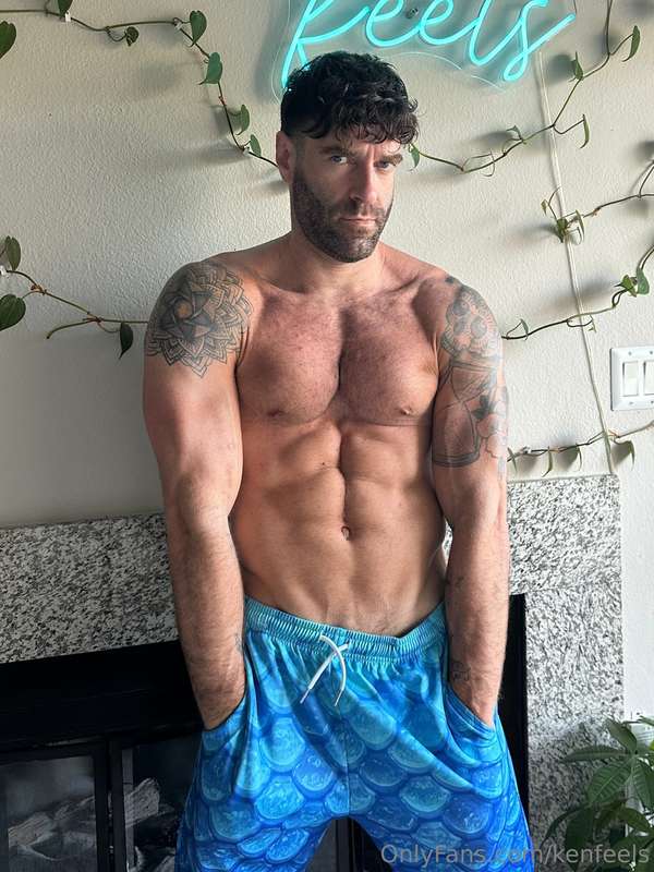 Could you handle this? 🥵💦