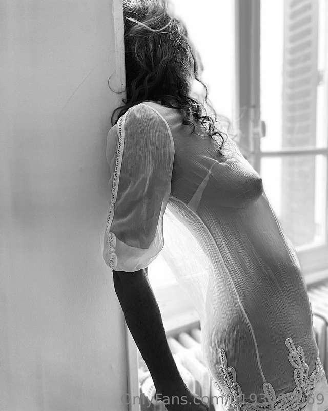 Daydreaming about…?  #submissive #subslut #milf