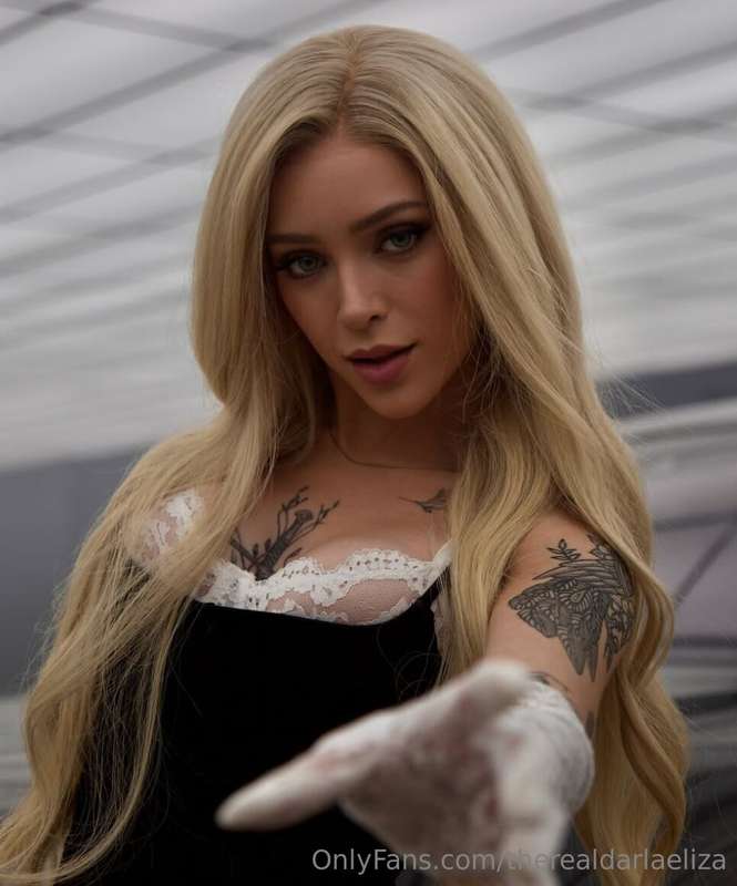 therealdarlaeliza