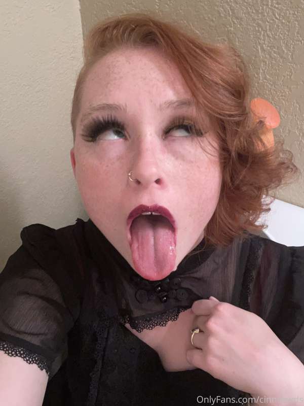 Someone needs to fuck my ass I stg