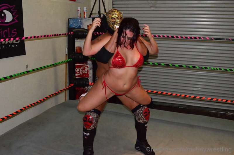 mutinywrestling