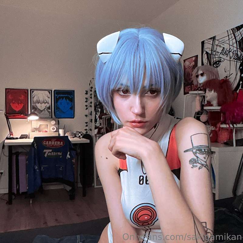 your personal pet Rei*full set and additional surprise video..