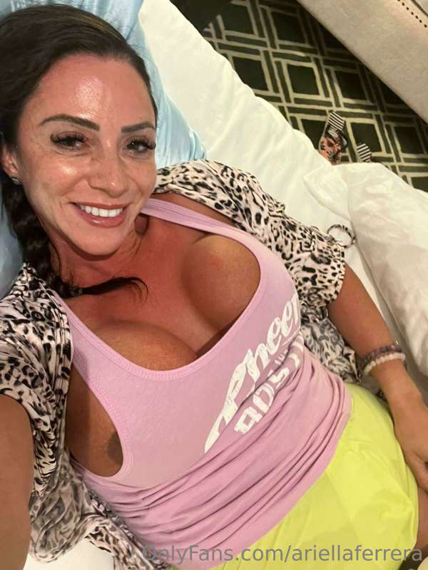 Foto 247 de Ariella Ferrera en Tocromo