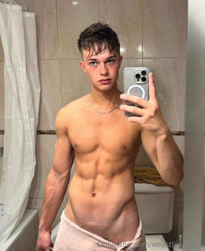 wrestler_chris image #0