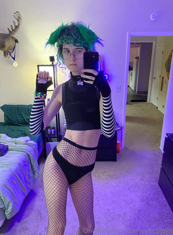 slightly old set that i totally forgot to post on here >_< S..