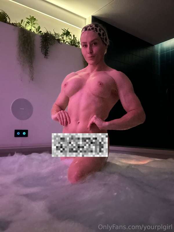 Tip me to see this pic uncensored 💸🫣😍 Happy Sunday ❤️