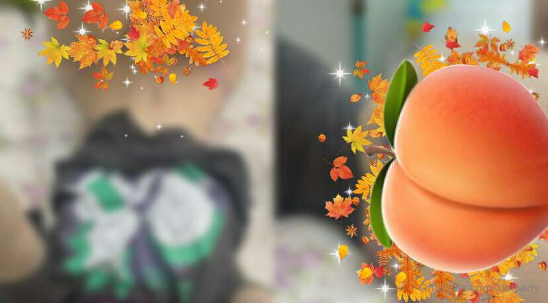 🧡🍑🏵️ sblocca le due foto!
a 10 like mando un video in regalo..
