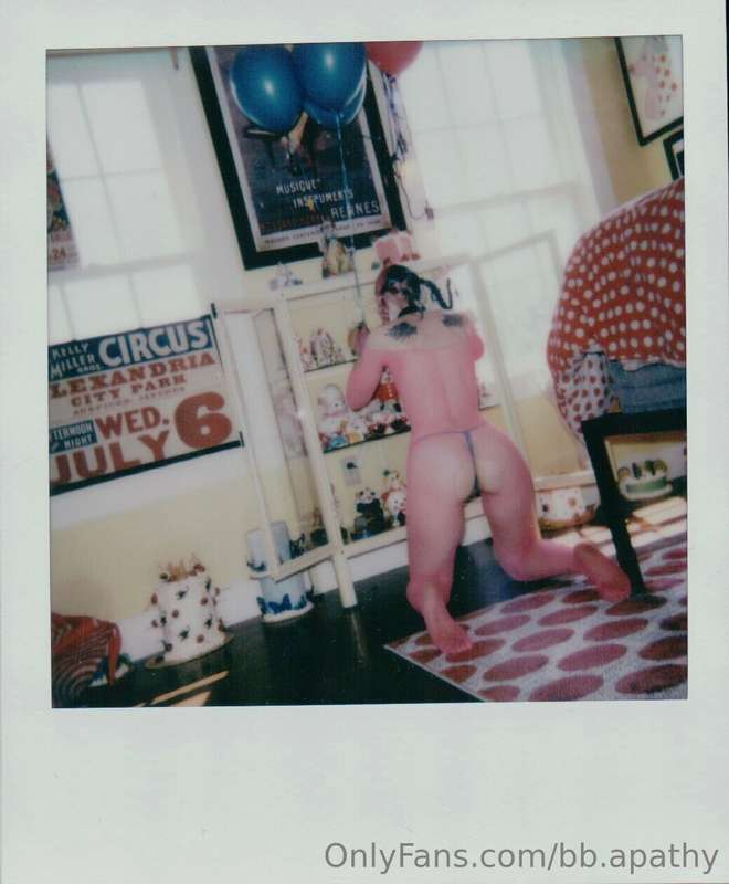 bb.apathy image #3