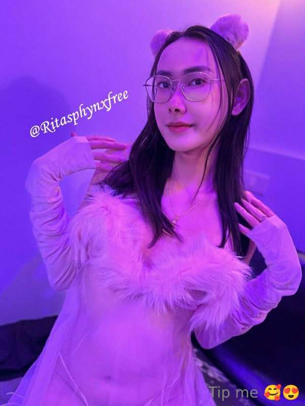 💏 virtual girlfriend