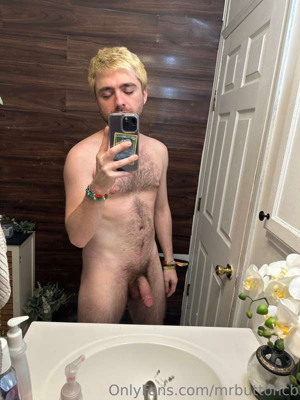 mrbuttoncb image #0