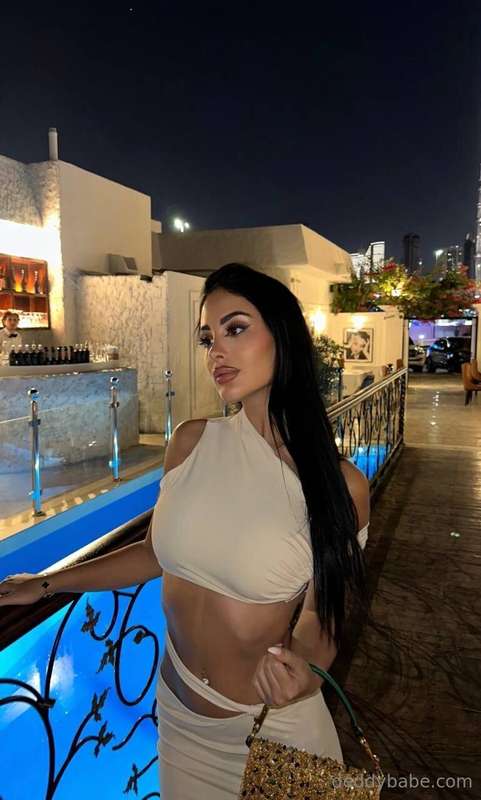 Mi sto tenendo libera per fare qualche cam, ci sei? 👅