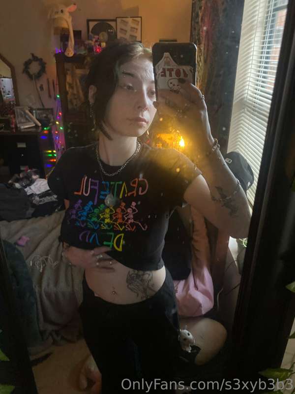 s3xyb3b3