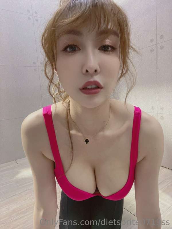 https://linkpota.to/sprite0719ss
放假沒計畫?
來來來 來陪我聊聊天😎