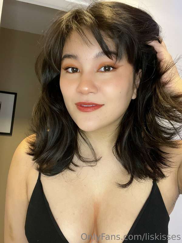 All dressed up for you to fuck my face 😘