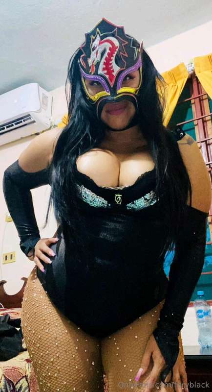 Quieres verme por atrás?! 🔥🍑