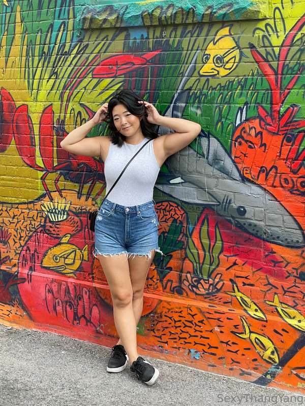 First date idea: Find the best places to take pictures and h..