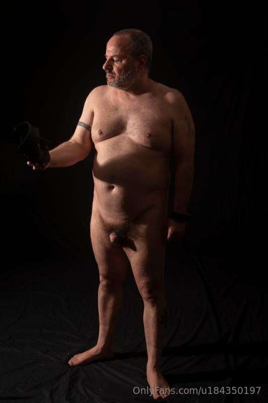 Nude with mask2025