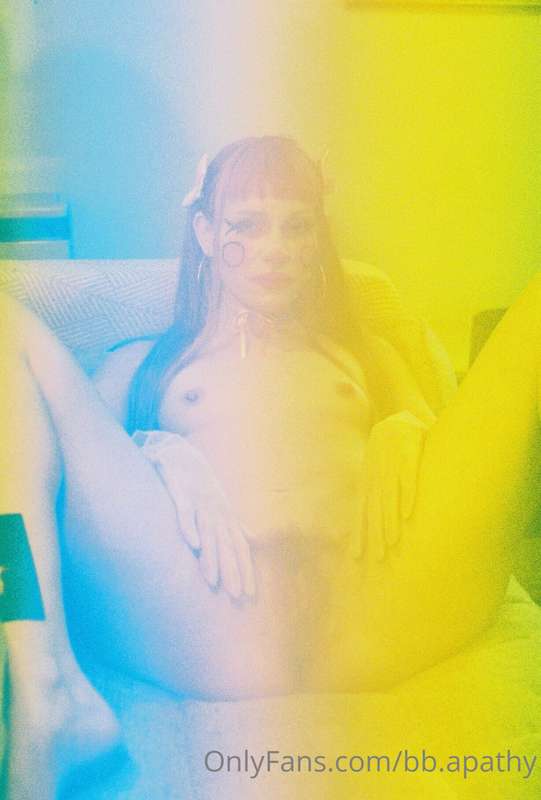 bb.apathy image #4