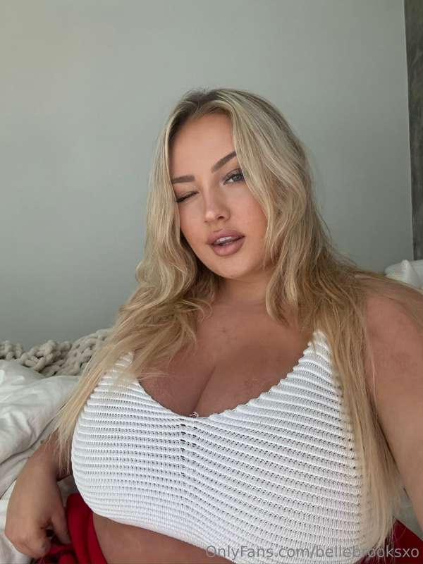 bellebrooksxo photo