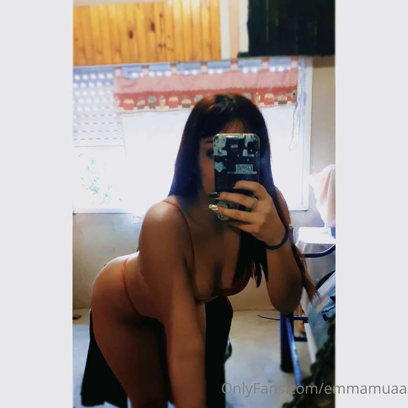 I'm lonely and bored baby, talk to me to play for a little w..