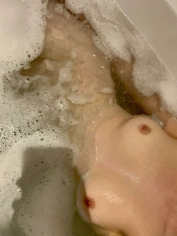 jezebelscarlet