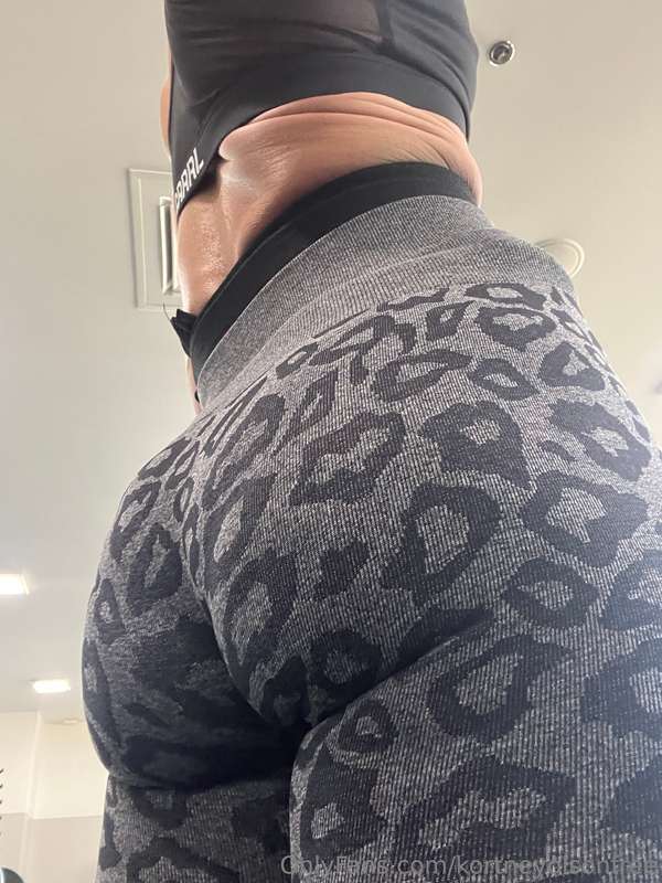 Launching a 12-week program to turn out more muscle mommies ..