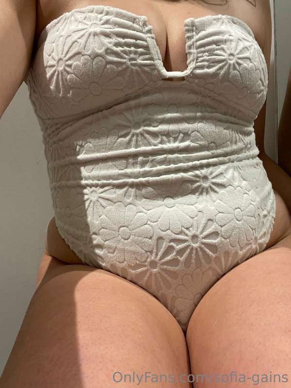 sofia-gains image #2