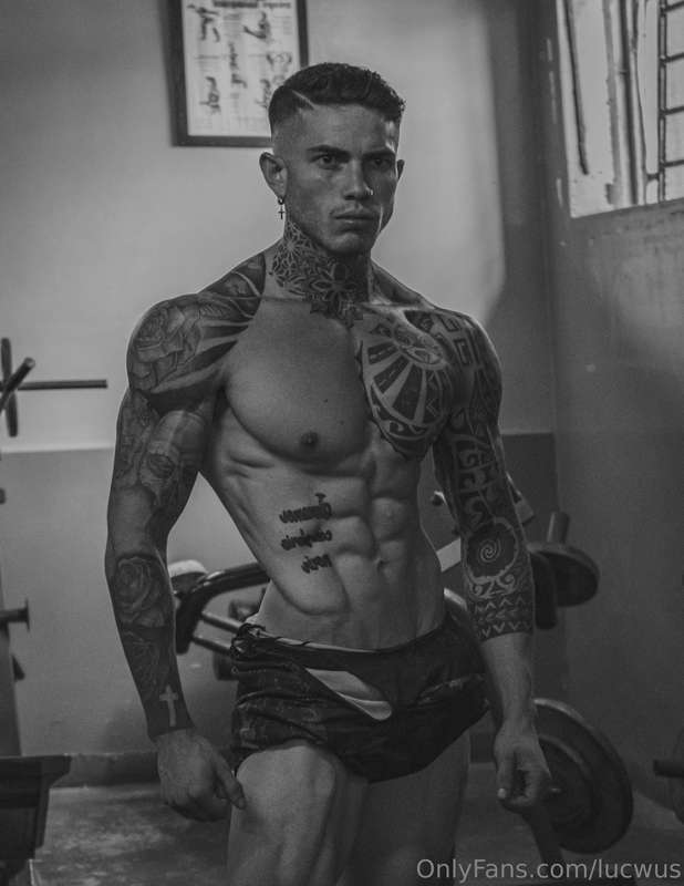 If you like my body let me know in the comments 