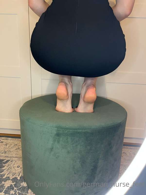 german_nurse_feet