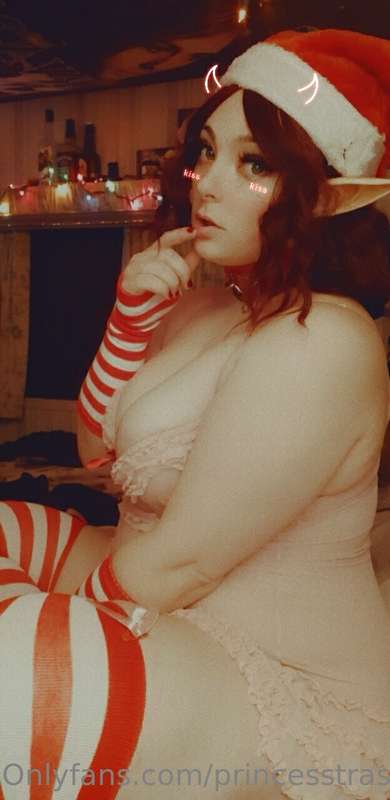 Hiya babes 😘 
Don't miss 50% Christmas Sale on my main page ..