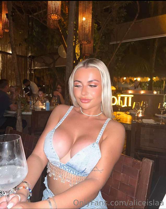 aliceislaa