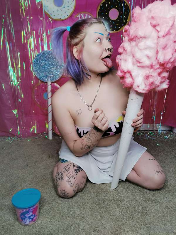 urghostgurl666 image #0