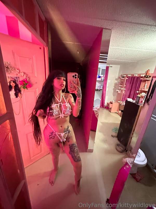 your very hot trans girl💦👅❤️‍🔥