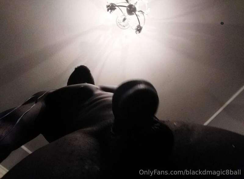 Throw back spicy  Silhouette pic
