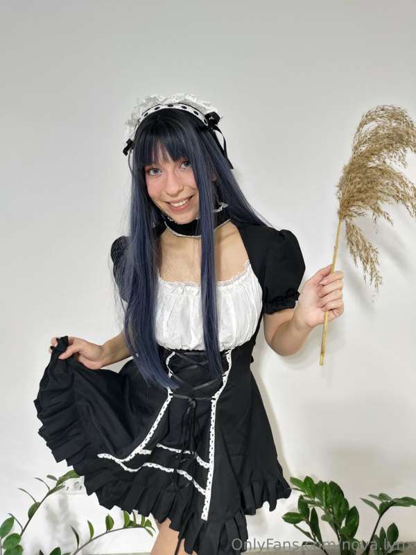 Hello Master, do you like my uniform?
